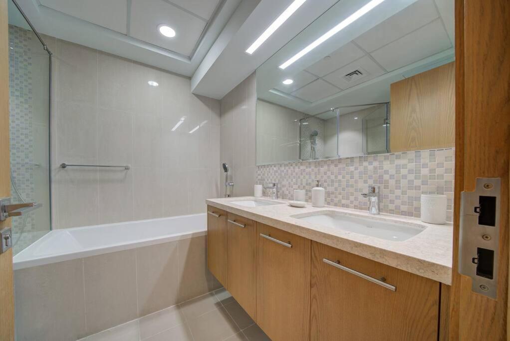 두바이 Burj Khalifa View - 2Br And Maid - Downtown 아파트 외부 사진